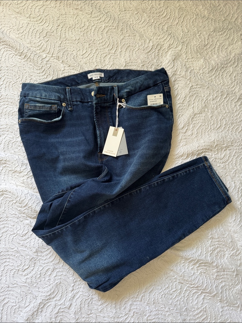 Good American Dark Indigo Skinny Jeans with Subtle Fade